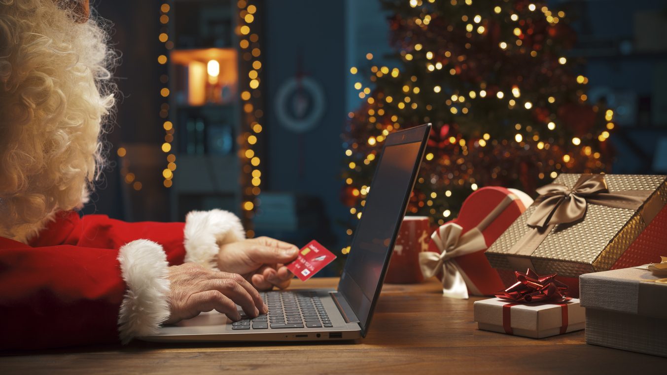 Top 10 Fake Christmas Shopping Websites   - Cybersecurity,  Data Leaks & Scams, How-Tos and Product Reviews